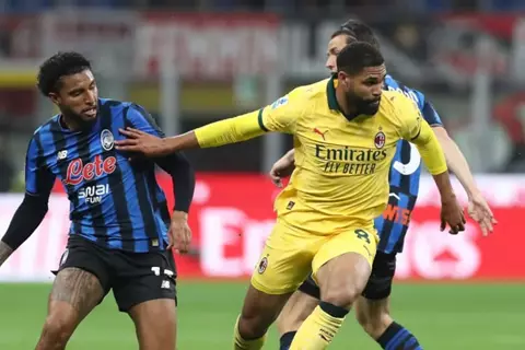 لاعب ميلان: إيدرسون سيكون إضافة جيدة لمانشستر يونايتد